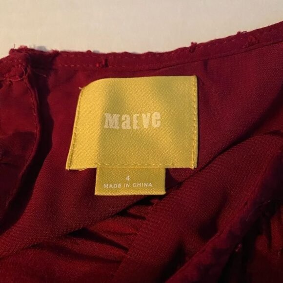 Anthropologie Maeve Women’s  Swiss Dot Blouse Size‎ 4 Maroon Scalloped Edge - Picture 7 of 10